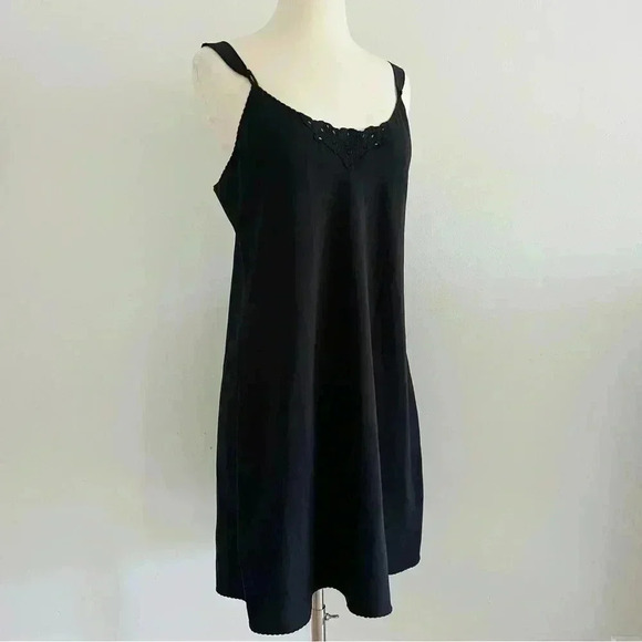 Vintage Vanity Fair Black Slip Dress Sz M - Picture 1 of 11